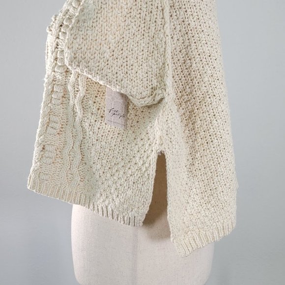 FREE PEOPLE  changing tides cropped sweater Sz XS NEW - Picture 5 of 10